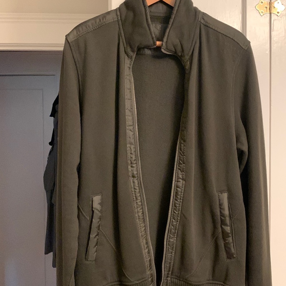 Guess - Stylish Olive green jacket - Like New